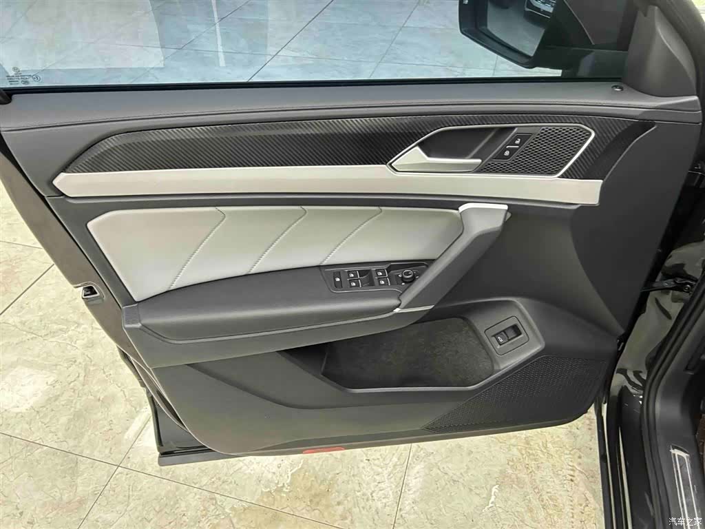 Volkswagen Tayron, 2023 10