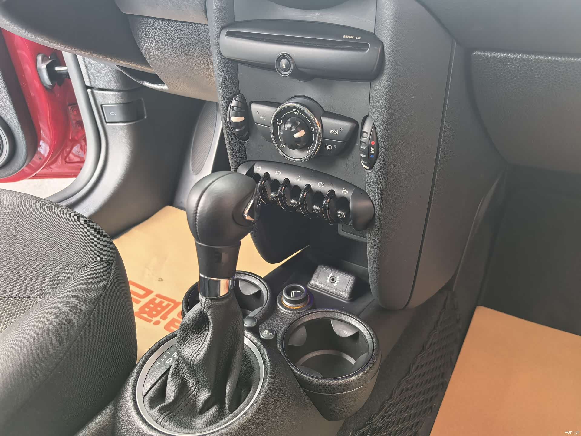 Mini ONE, 2014 18