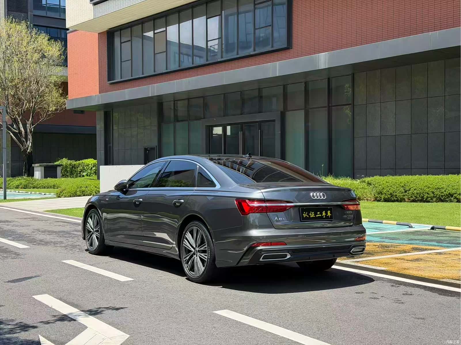 Audi A6L, 2022 9