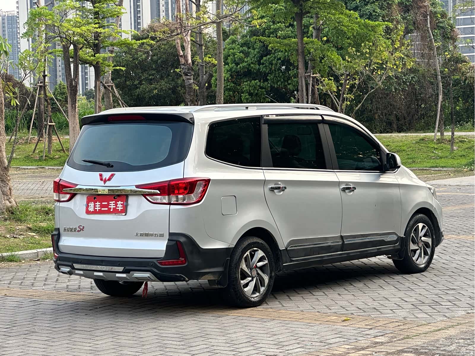 Wuling Hongguang, 2016 6