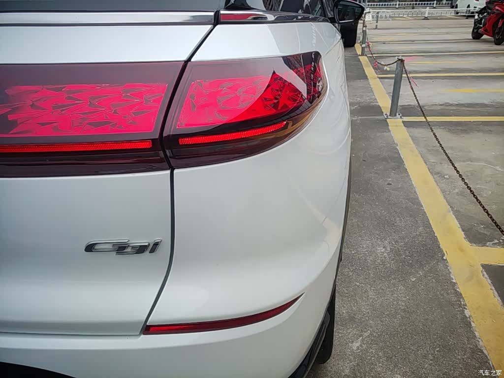 Xpeng G3i, 2022 8