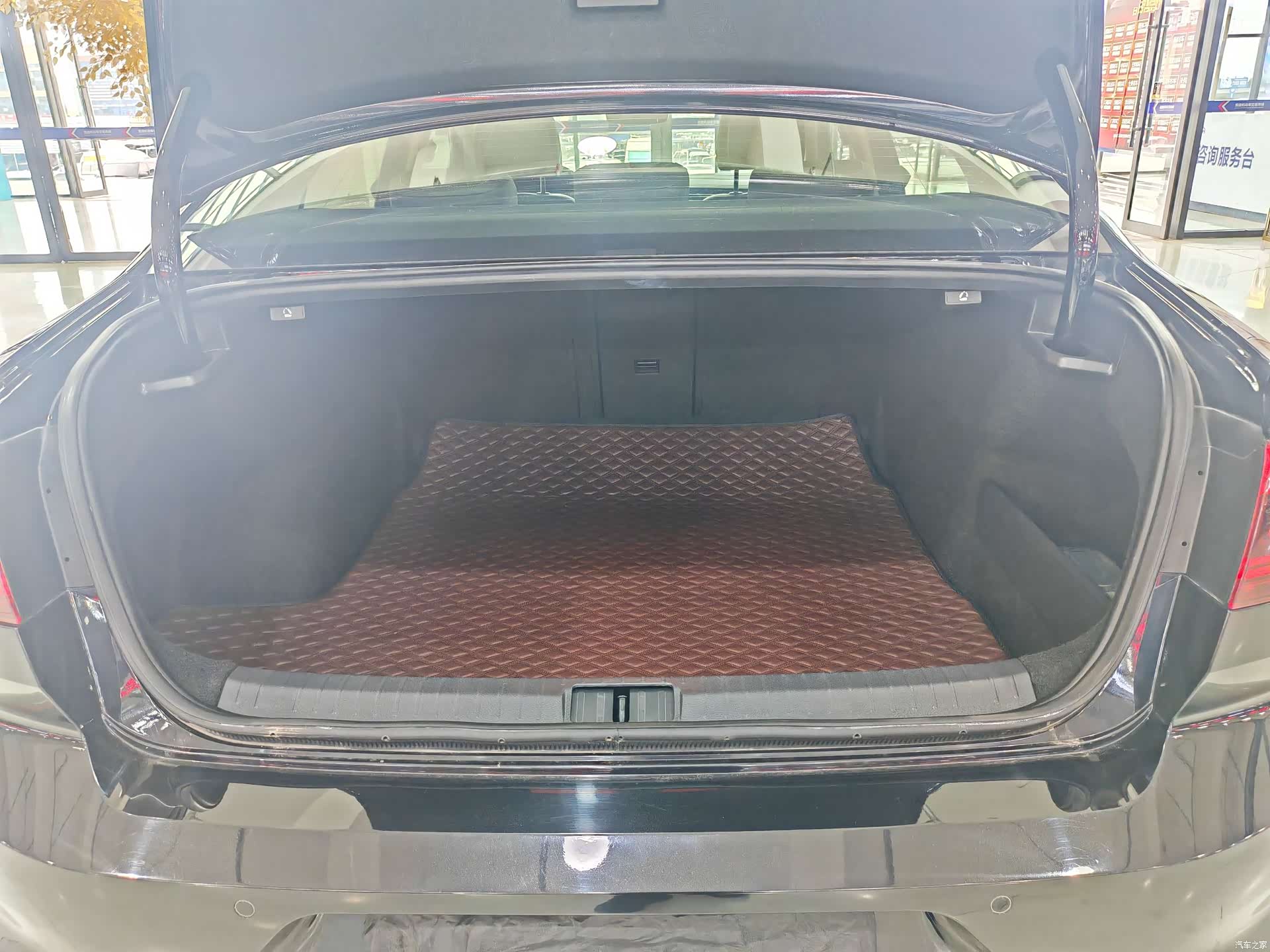 Volkswagen Magotan, 2021 25
