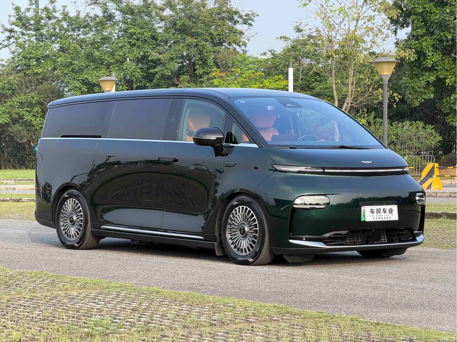 LEVC L380, 2025 3