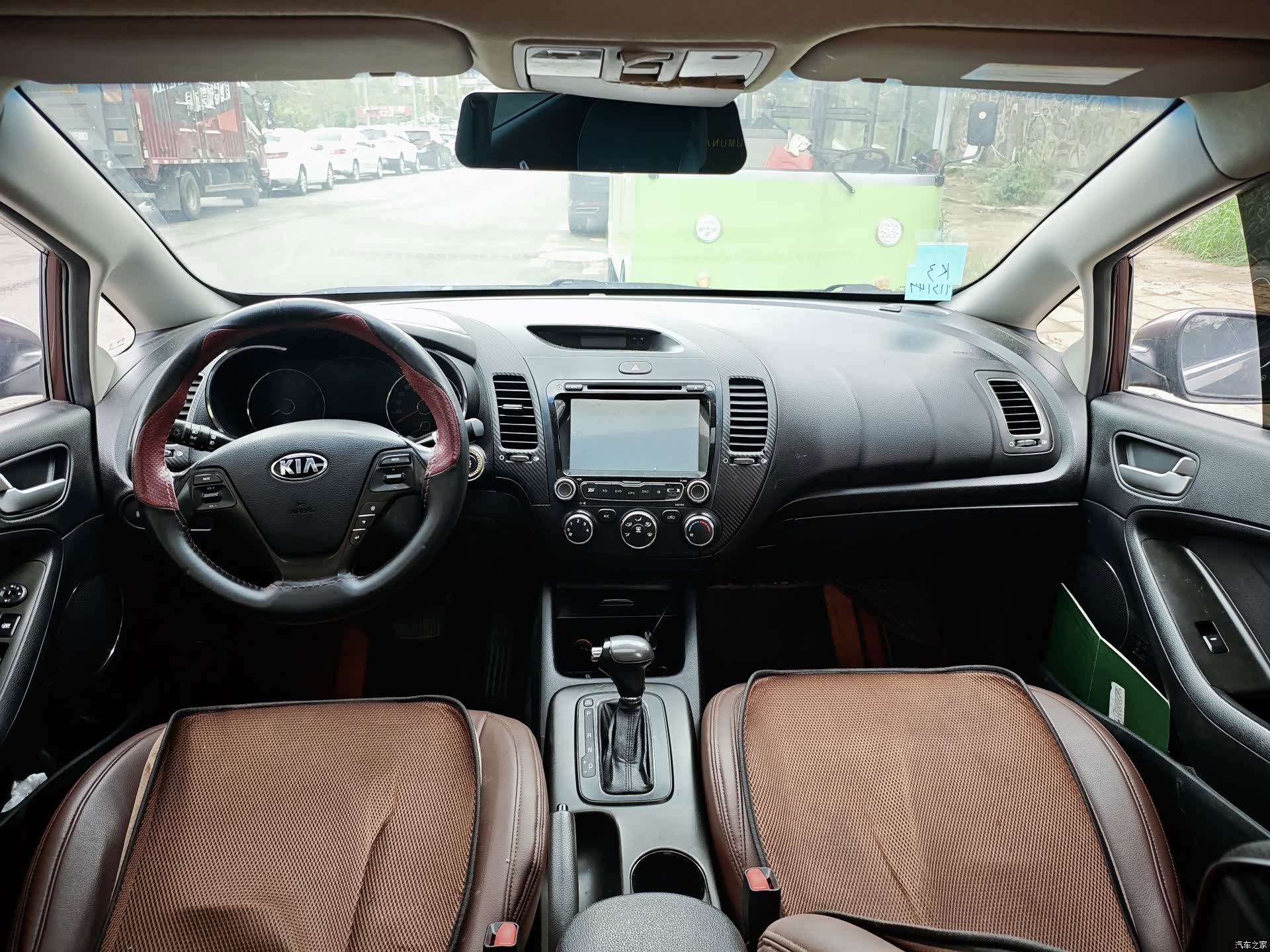 Kia K3, 2013 6