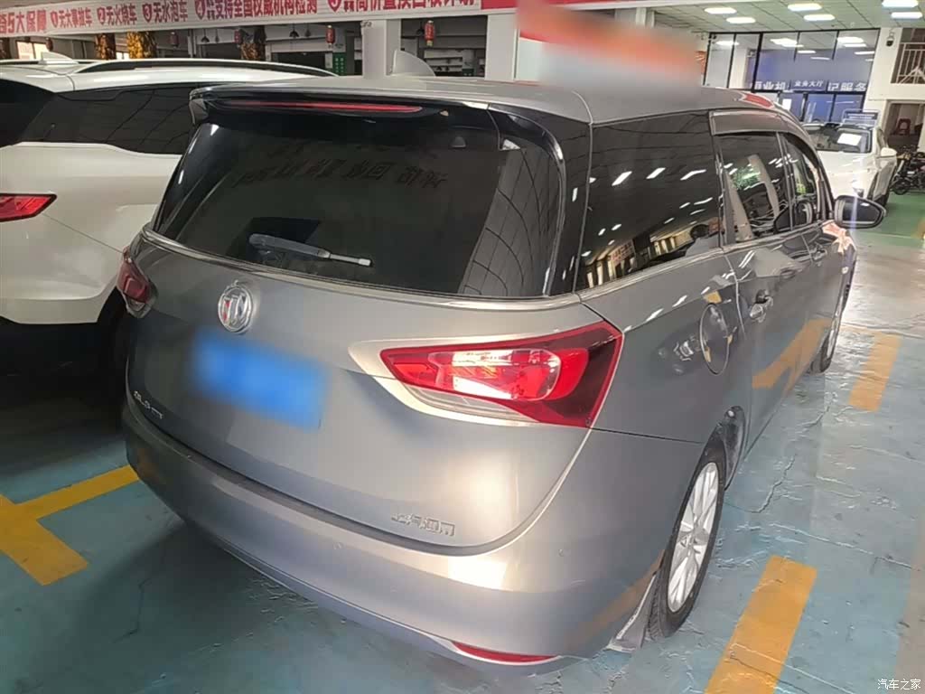 Buick GL6, 2018 7