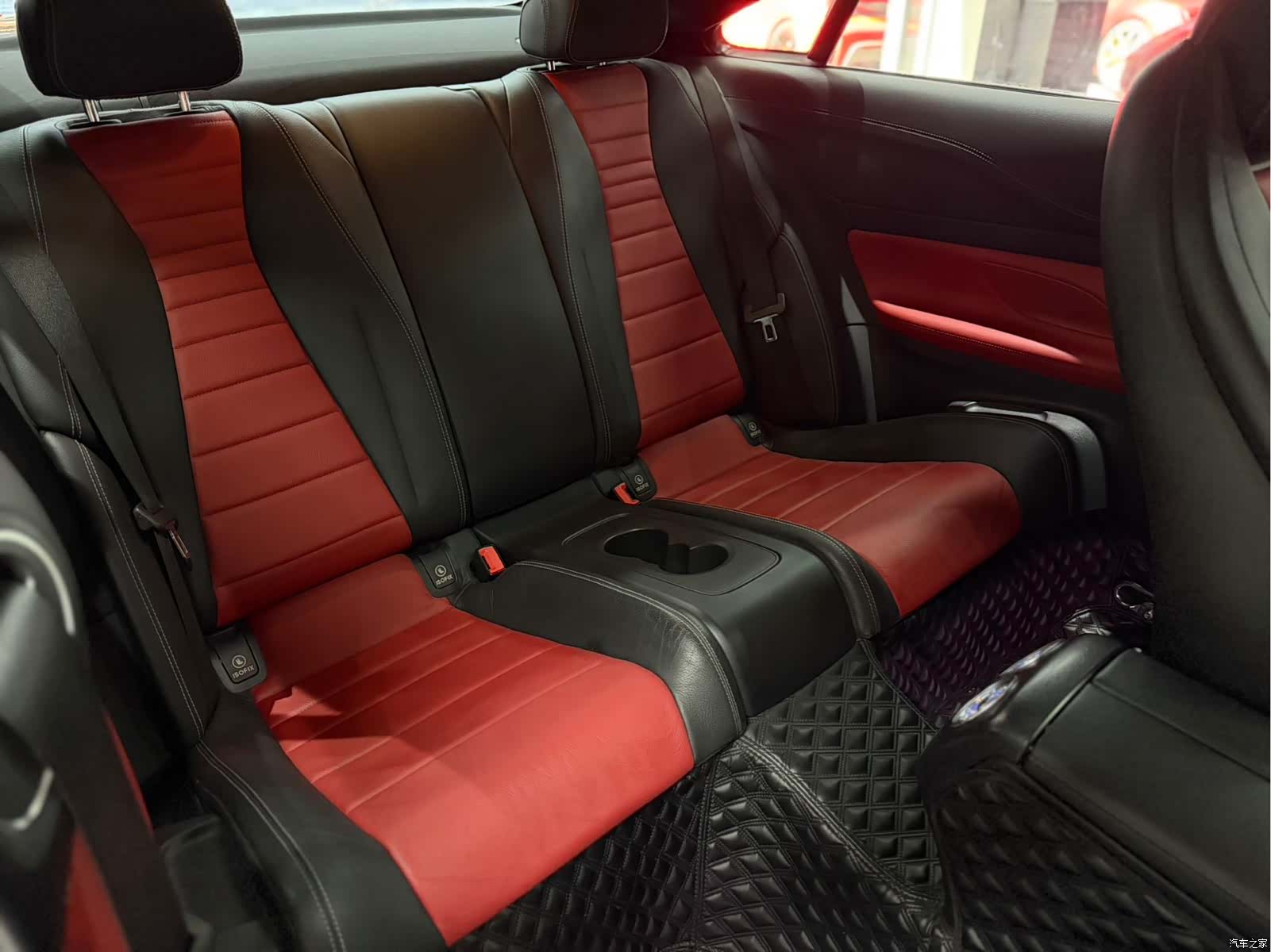 Mercedes-Benz E-Class, 2018 15