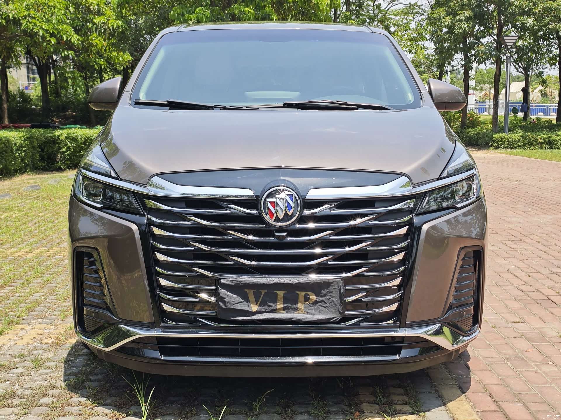 Buick GL8, 2023 2