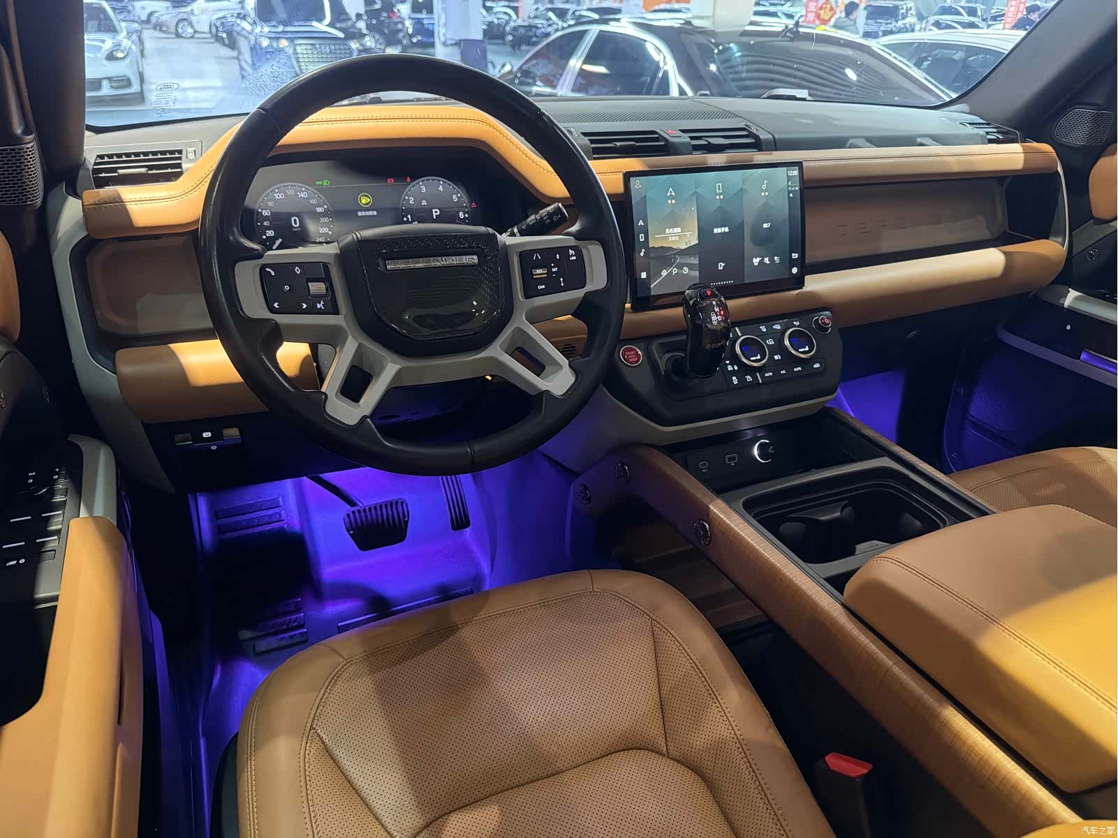 Land Rover Defender, 2023 6