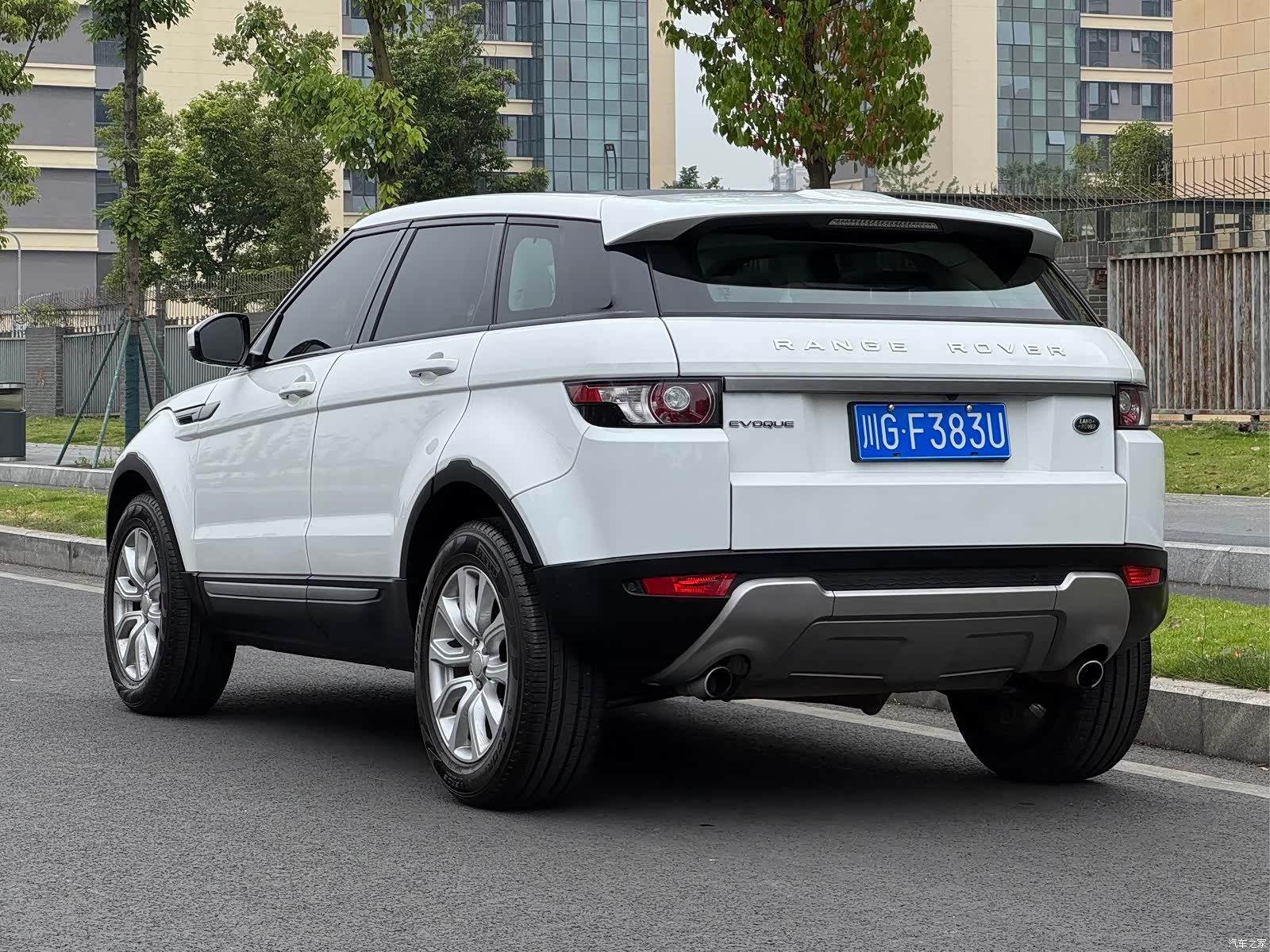 Land Rover Range Rover, 2015 15