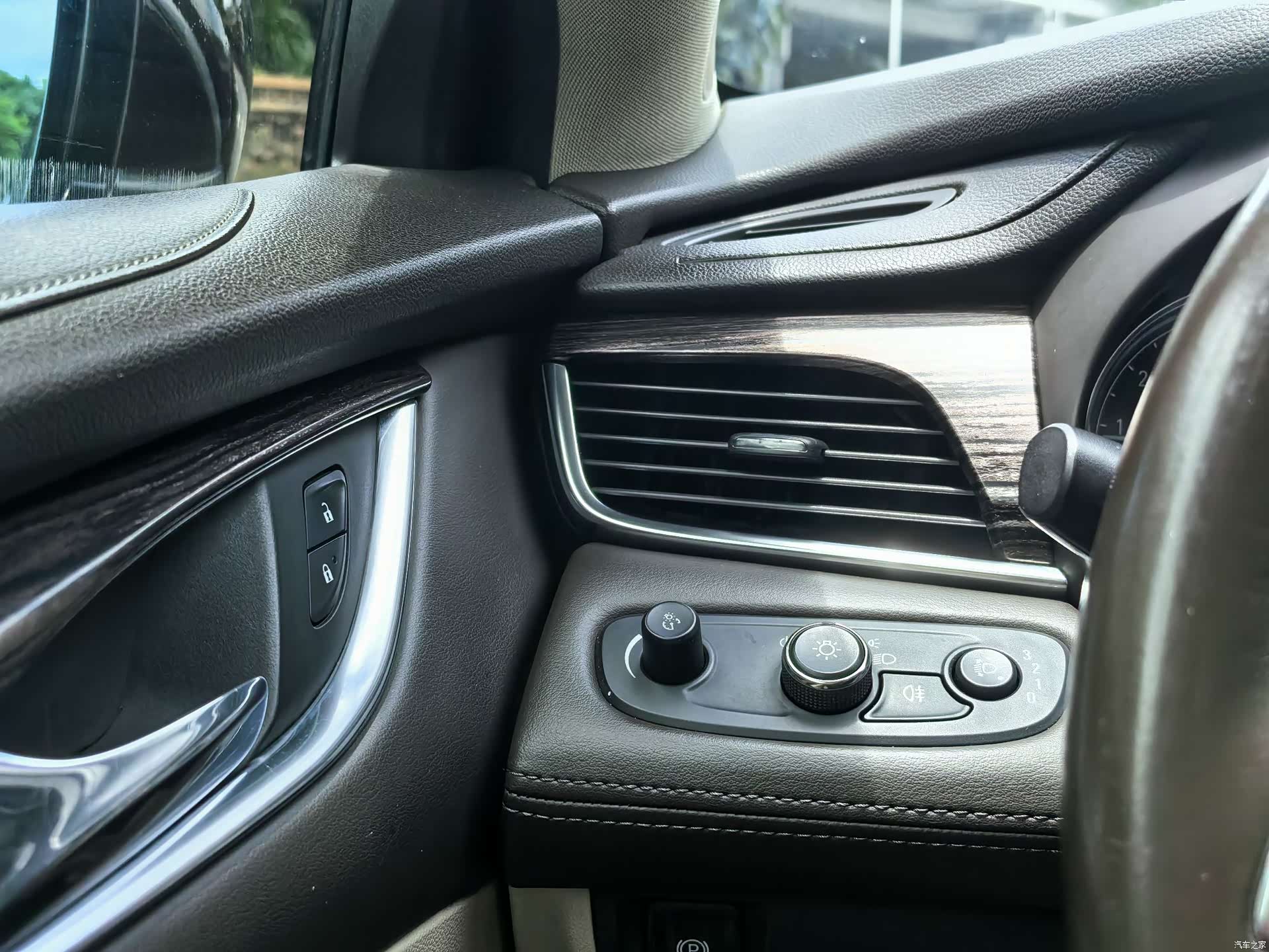 Buick LaCrosse, 2017 36