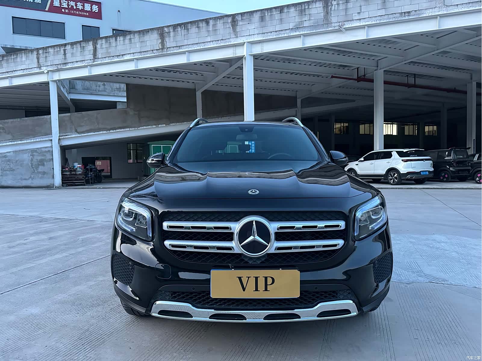 Mercedes-Benz GLB, 2023 2