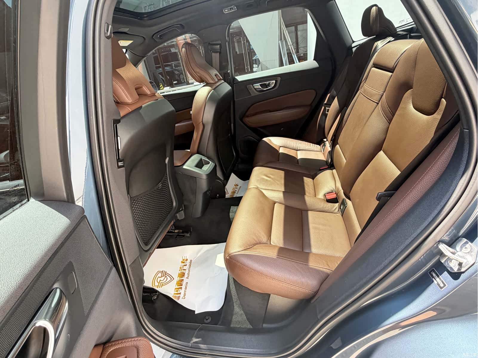 Volvo XC60, 2021 8