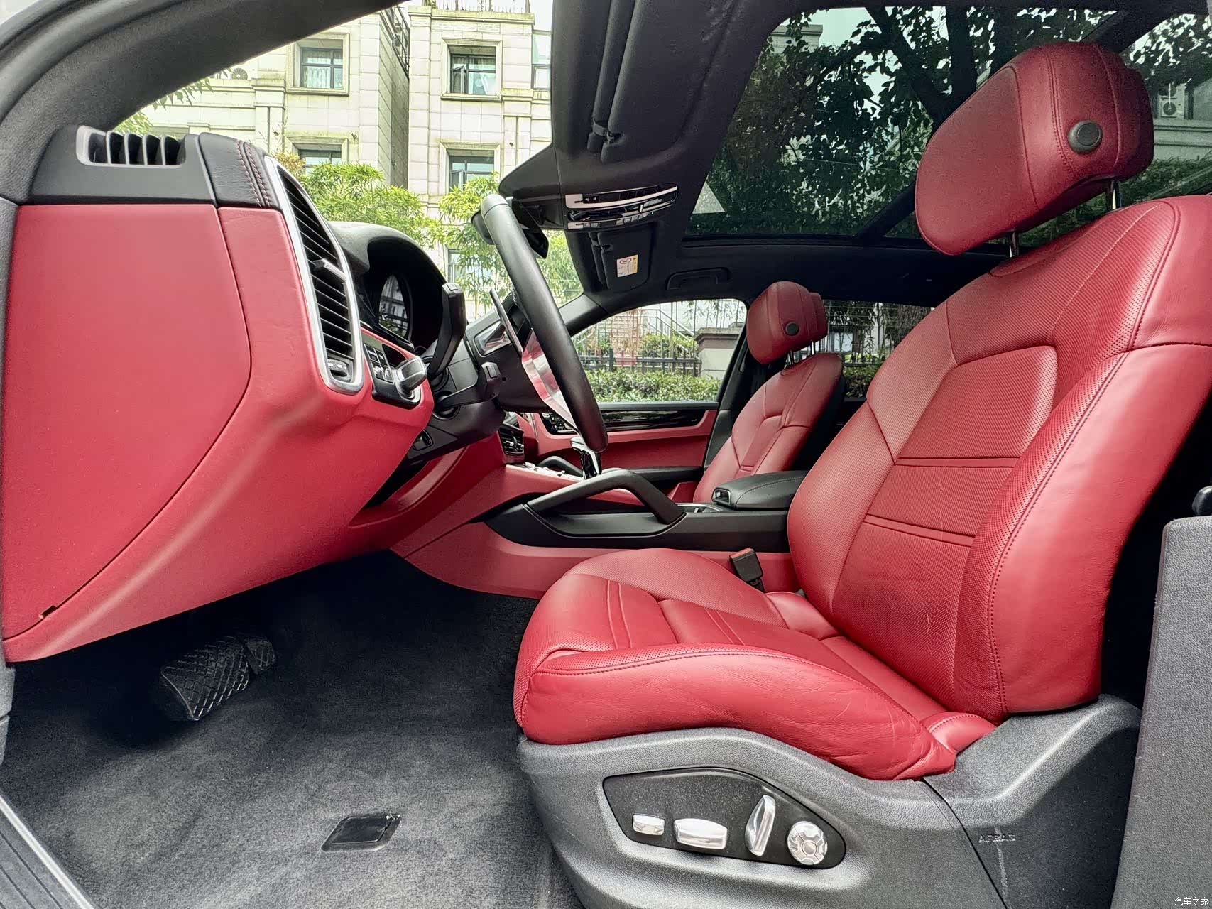 Porsche Cayenne, 2020 13