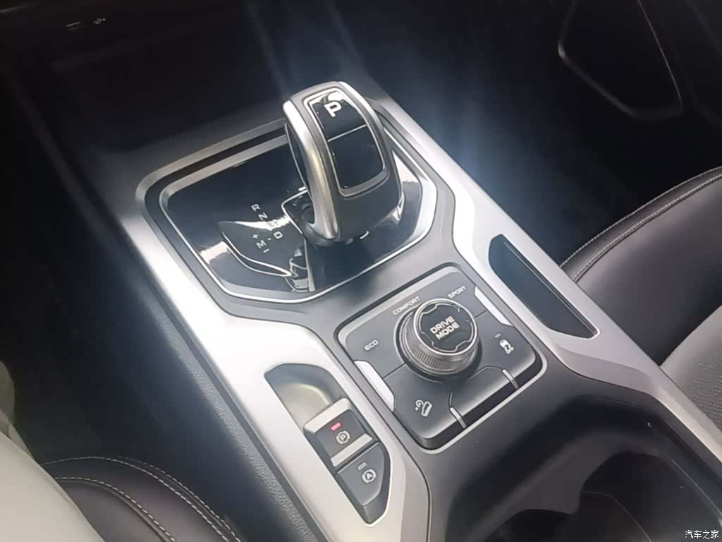 Geely Haoyue, 2021 14