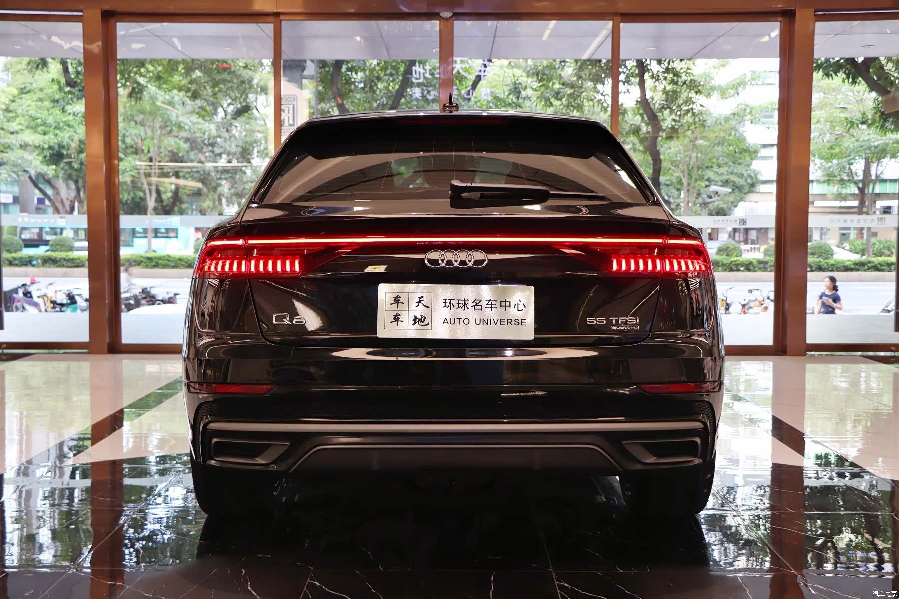 Audi Q8, 2022 все фото