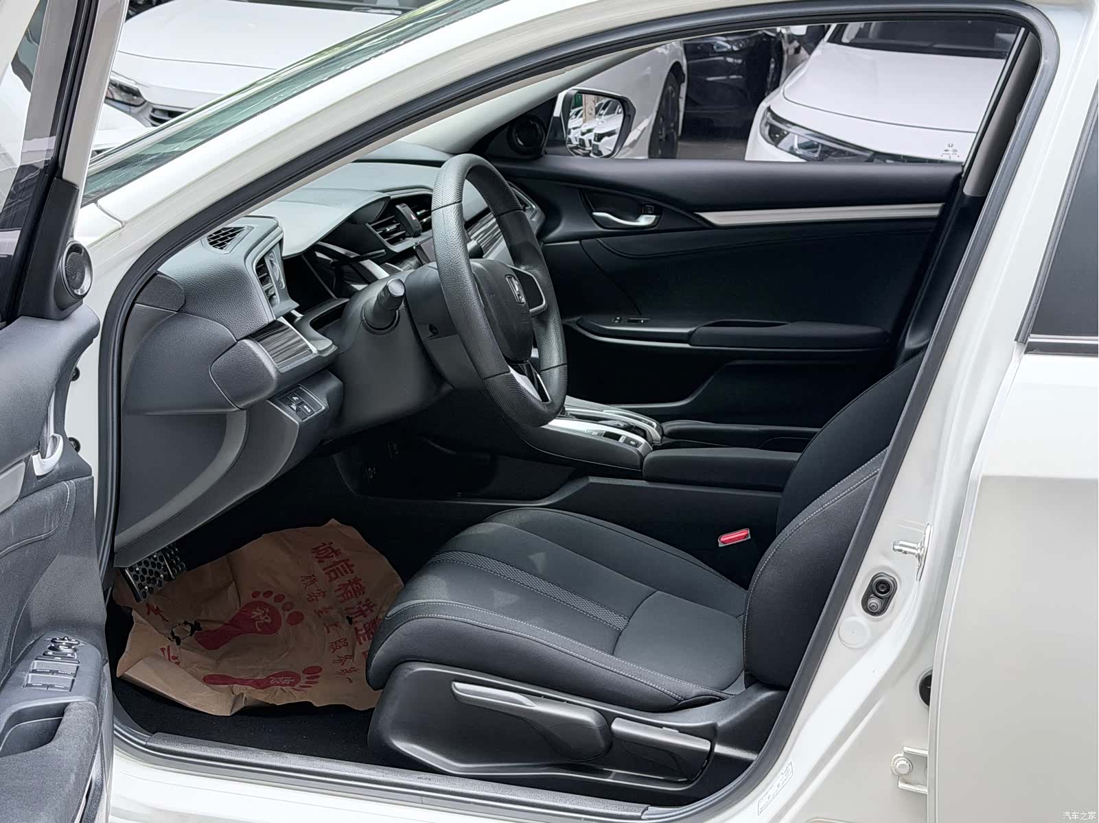 Honda Civic, 2019 7