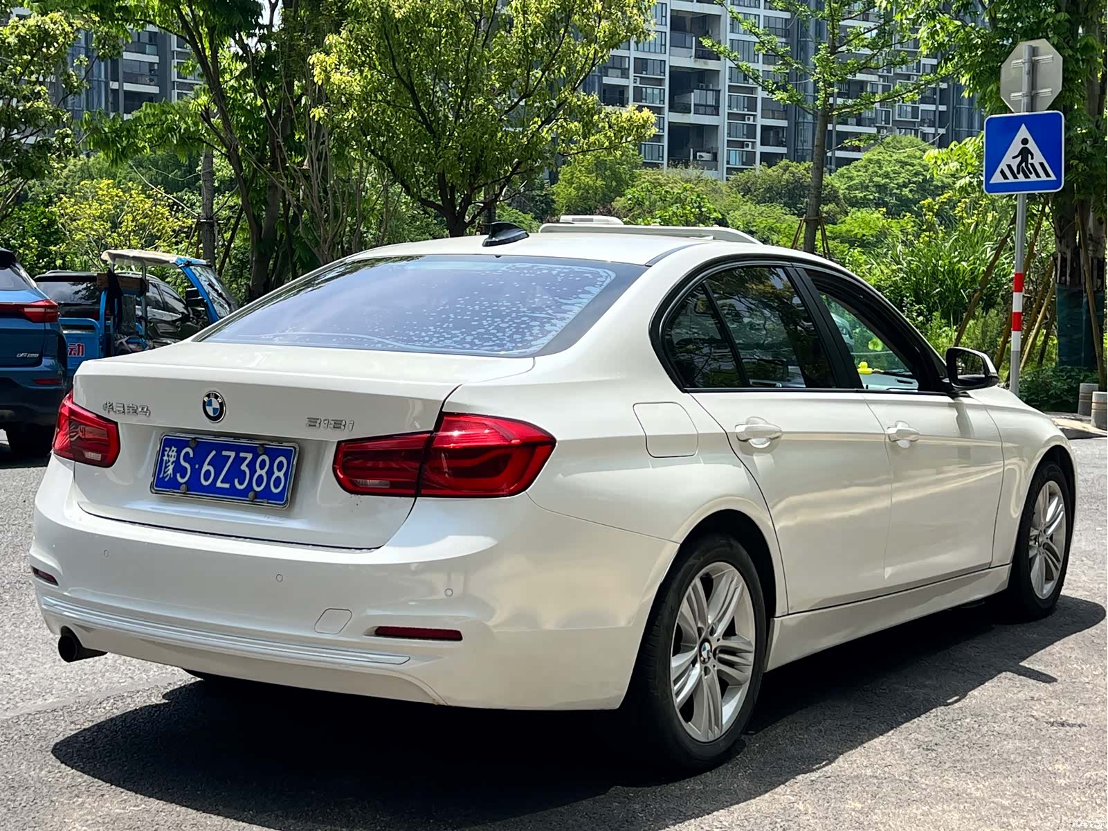 BMW 3 Series, 2017 все фото