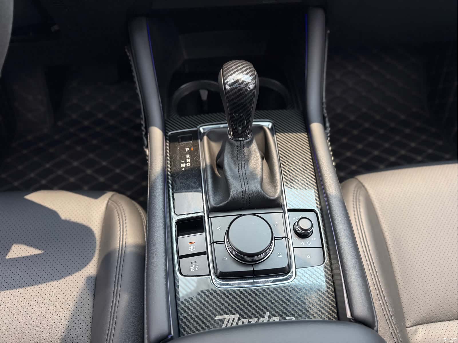 Mazda Mazda3, 2020 13