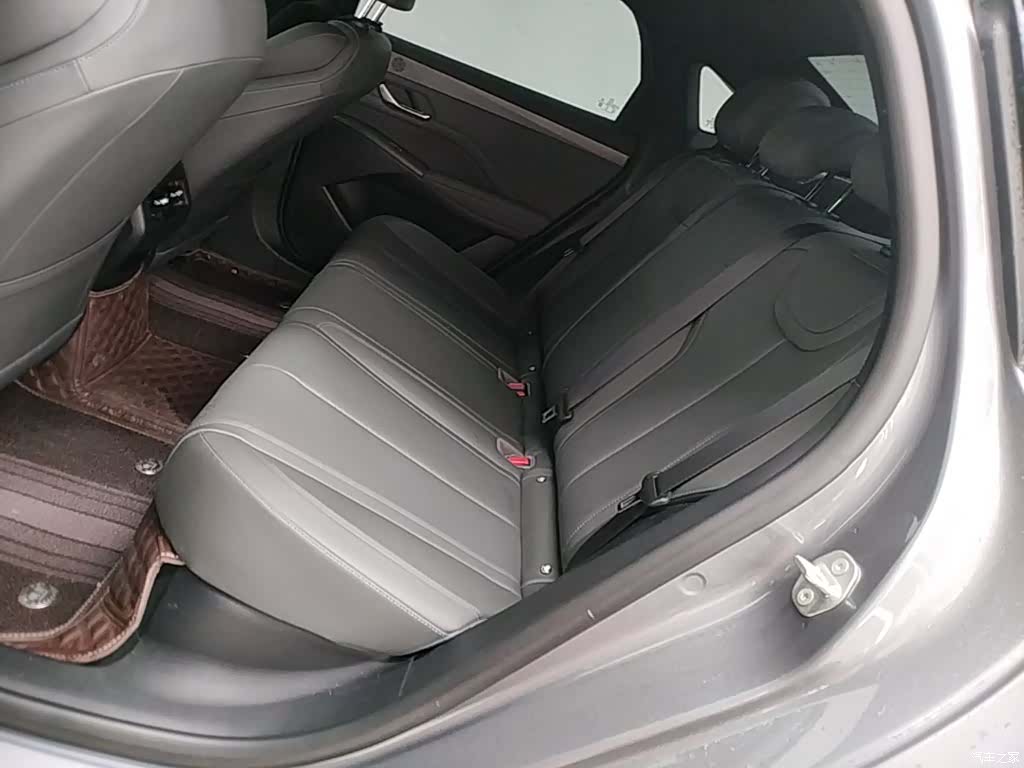 BYD Qin, 2025 17