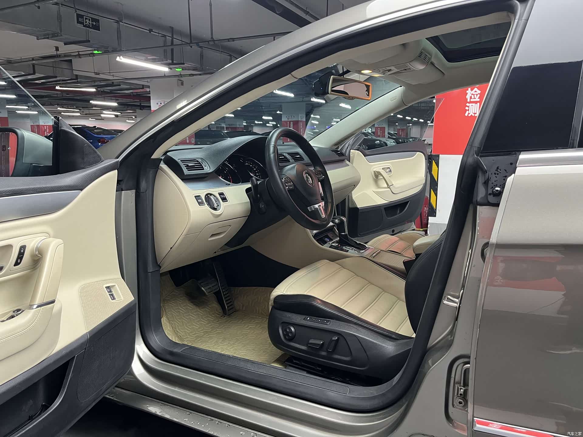 Volkswagen CC, 2011 8