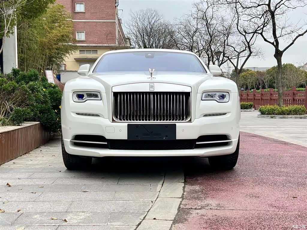 Rolls-Royce Wraith, 2021 3