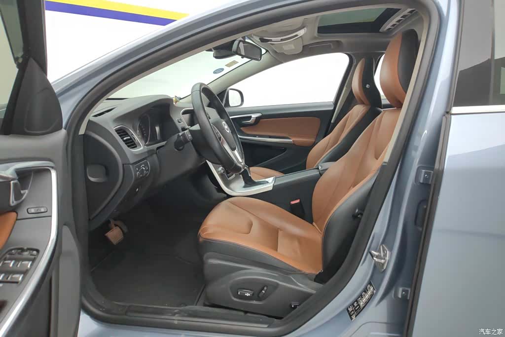 Volvo S60, 2016 9