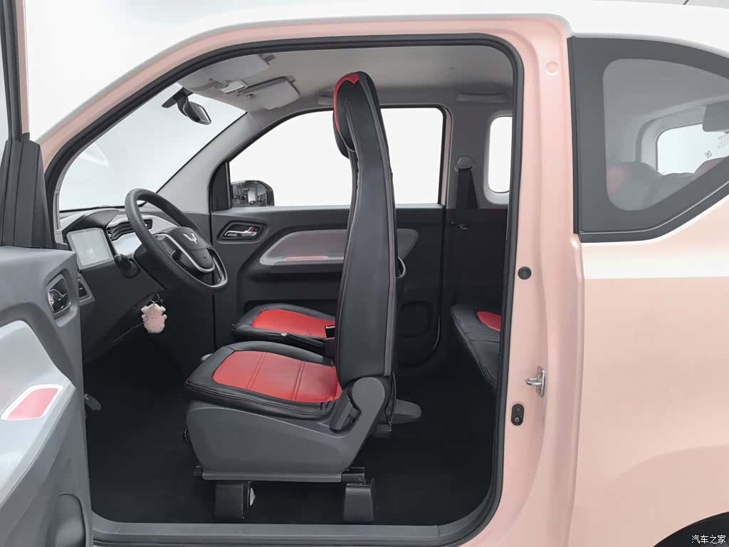 Wuling MINIEV, 2021 10