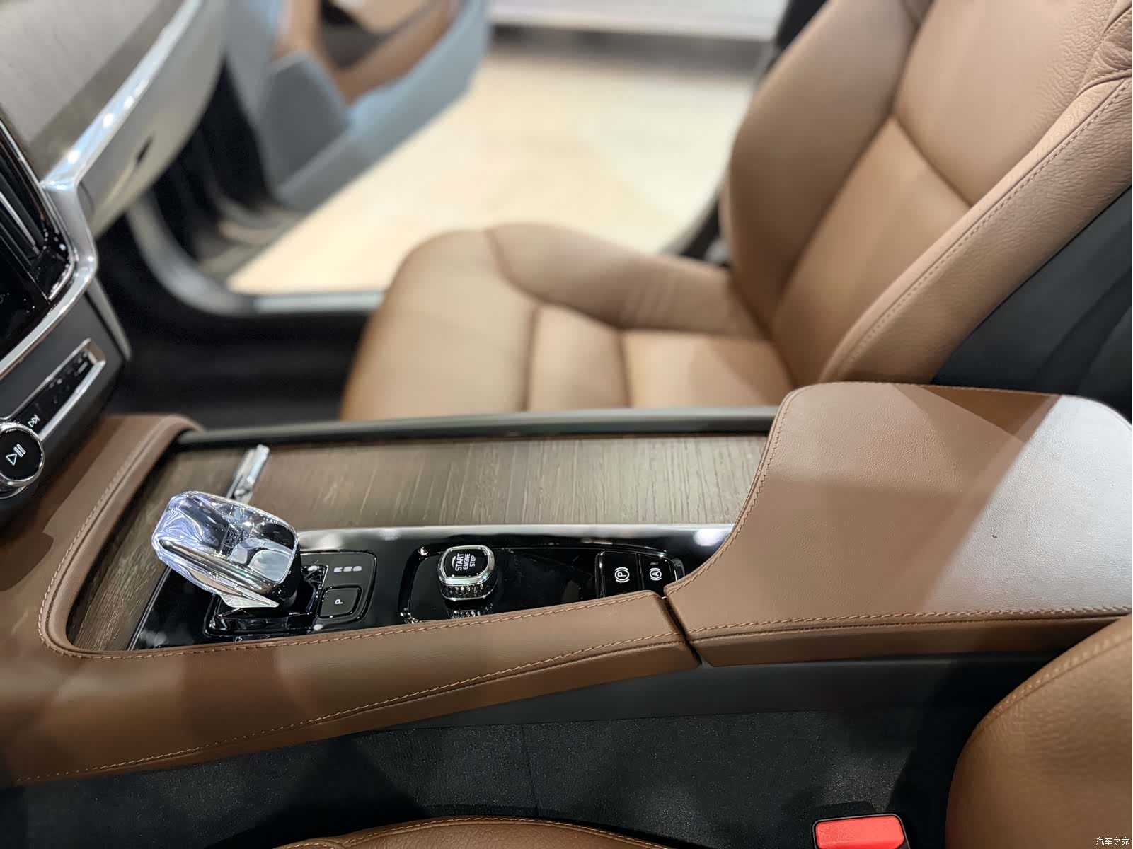 Volvo V90, 2024 24