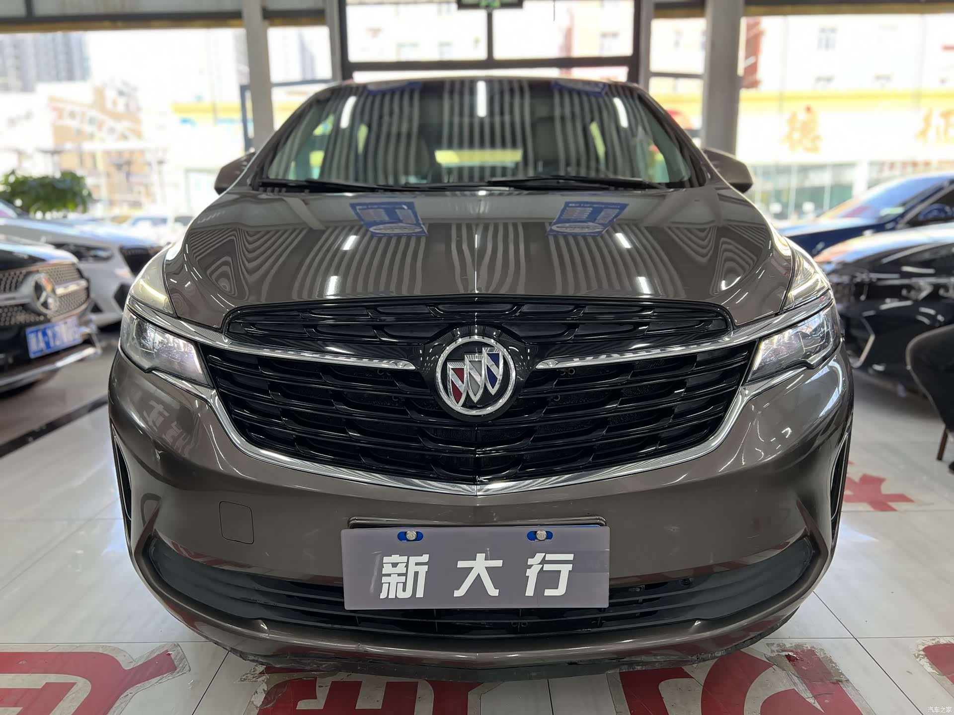 Buick GL8, 2022 2
