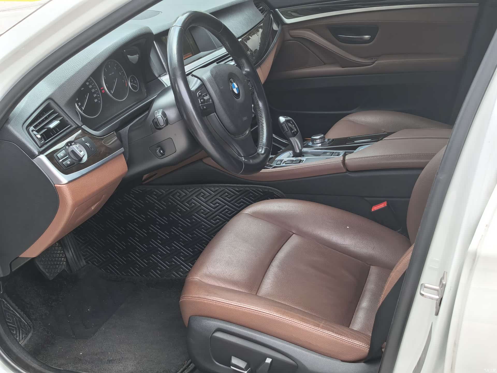 BMW 5 Series, 2016 4
