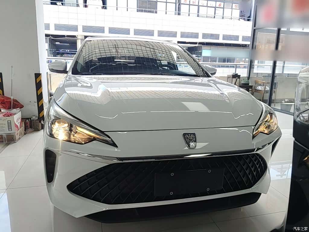 Roewe i5, 2025 3