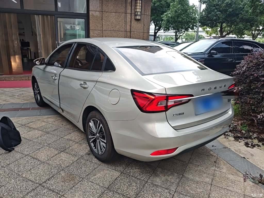 Roewe i5, 2018 все фото