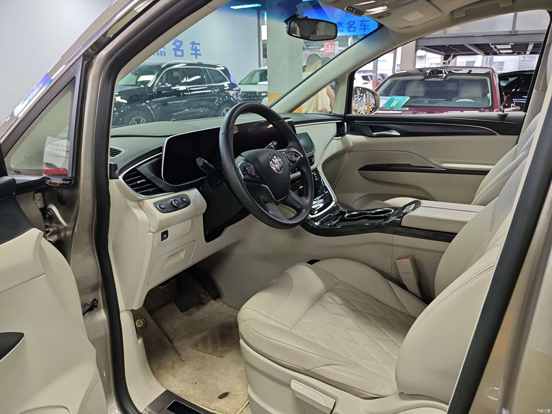 Buick GL8, 2024 4