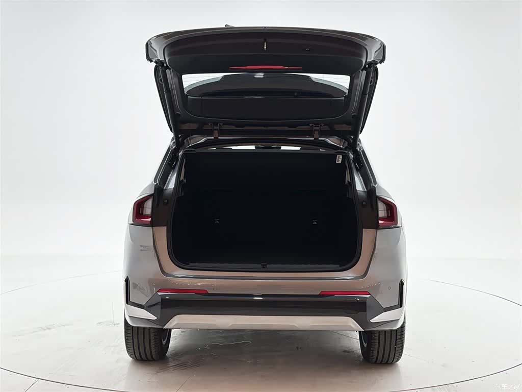 BMW X1, 2023 8