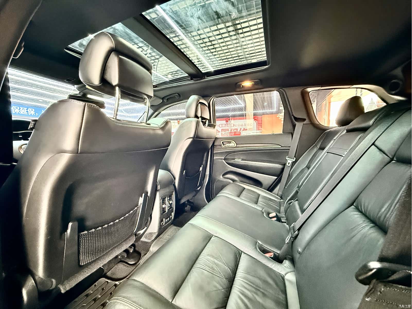 Jeep Grand Cherokee, 2014 10