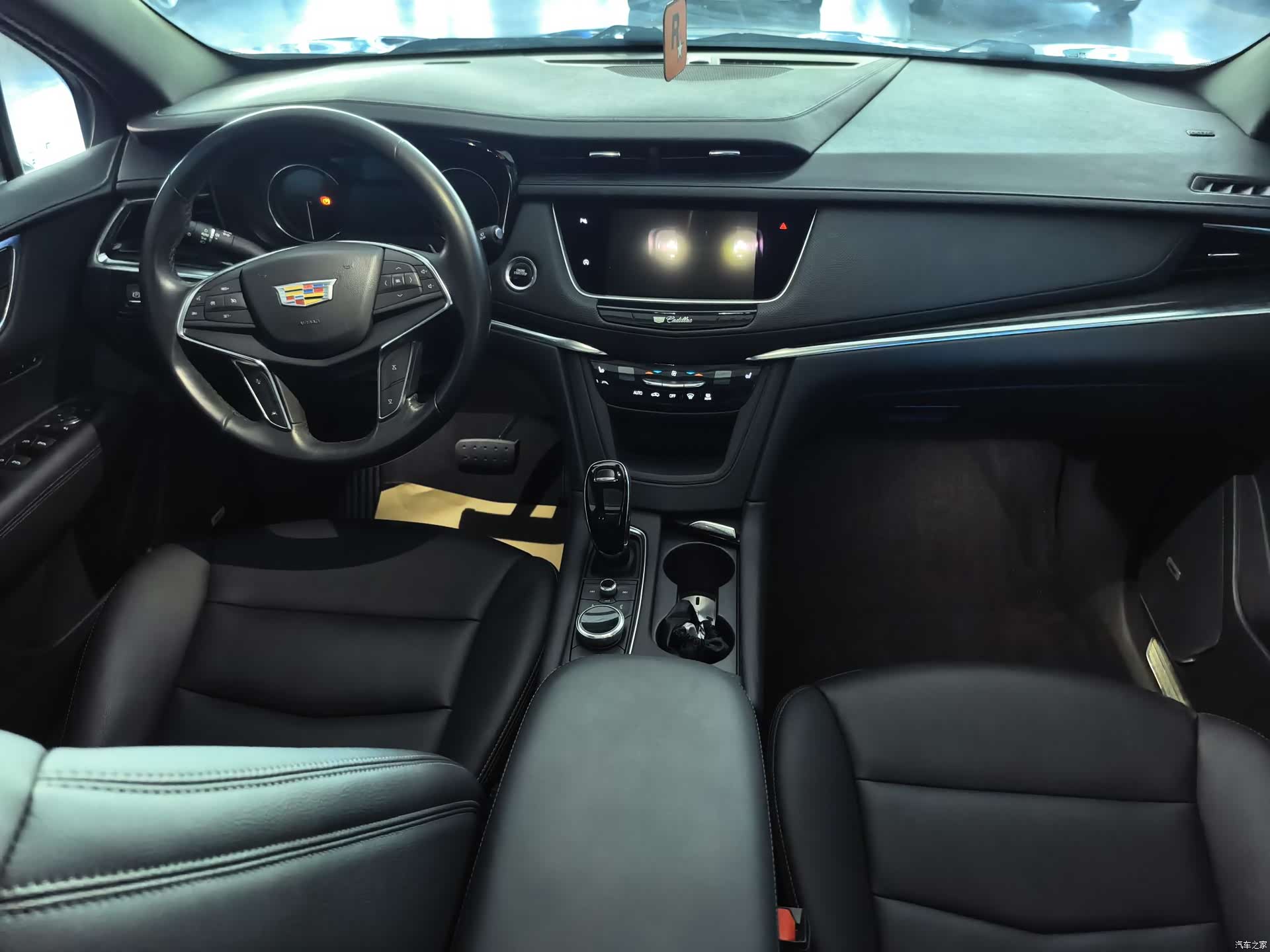Cadillac XT5, 2022 9