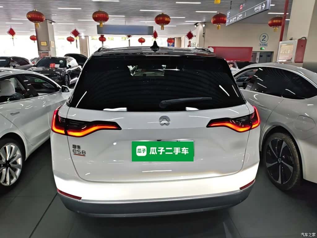 NIO ES8, 2021 6