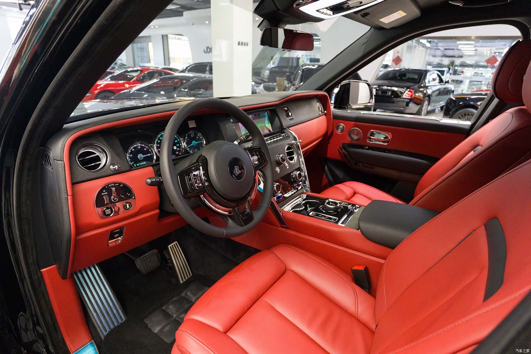 Rolls-Royce Cullinan, 2021 4