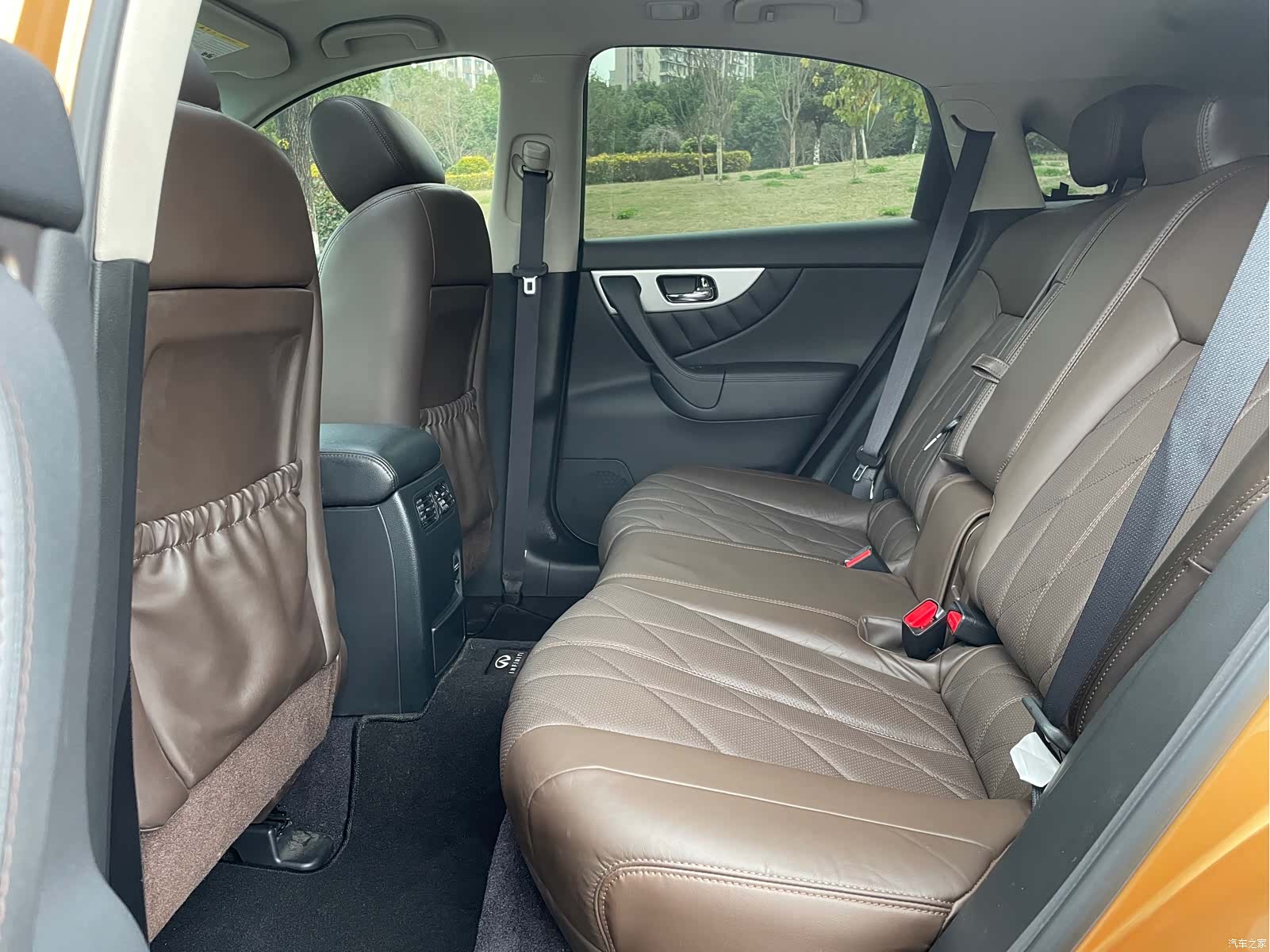 Infiniti QX70, 2015 15