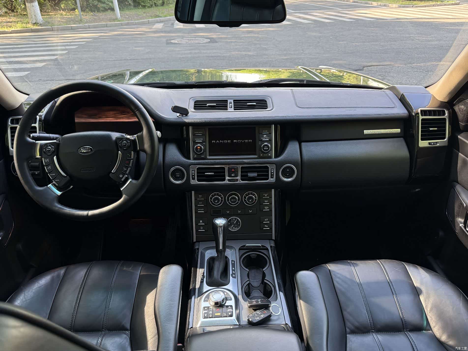 Land Rover Range Rover, 2010 все фото