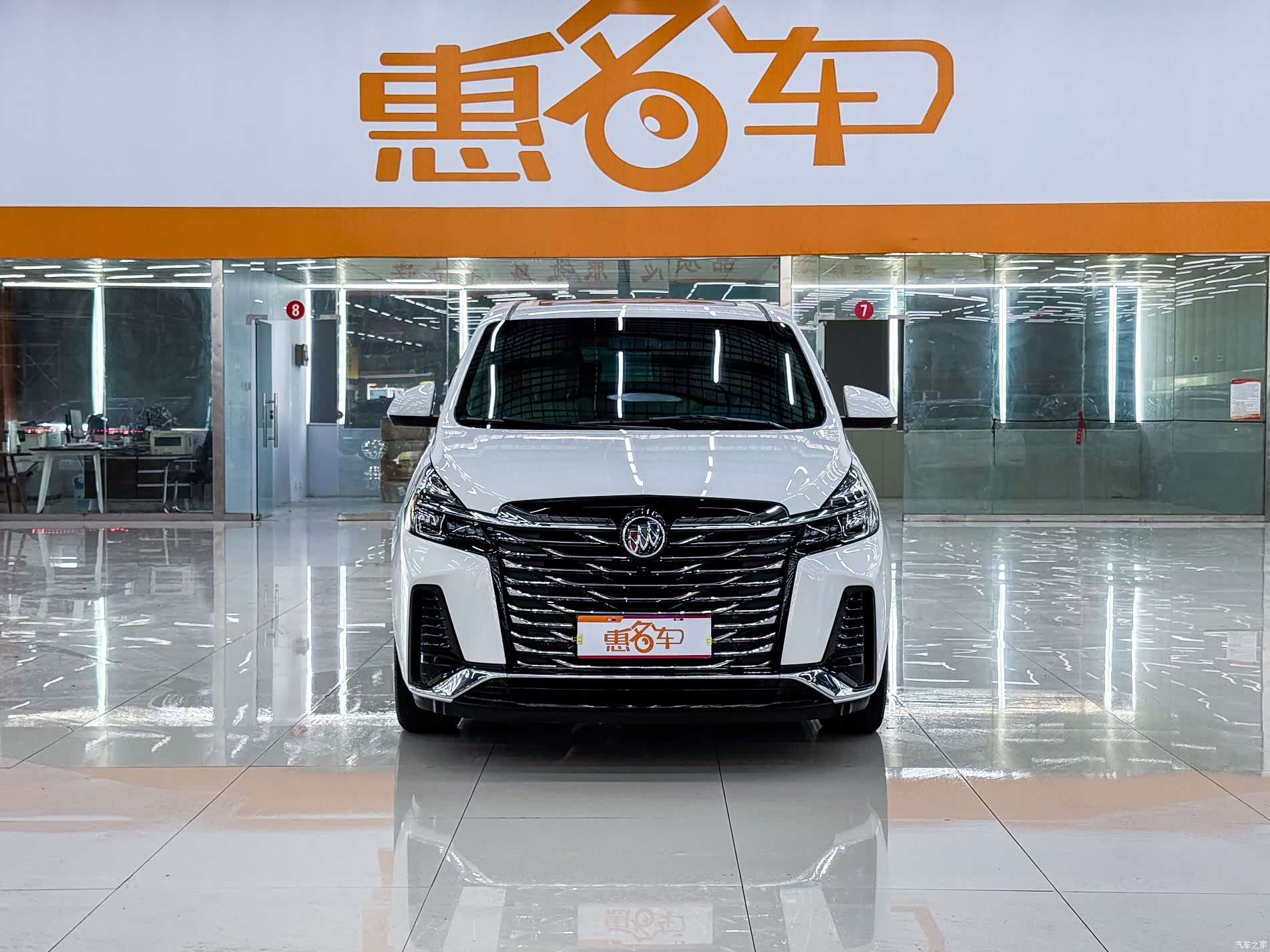 Buick GL8, 2024 3