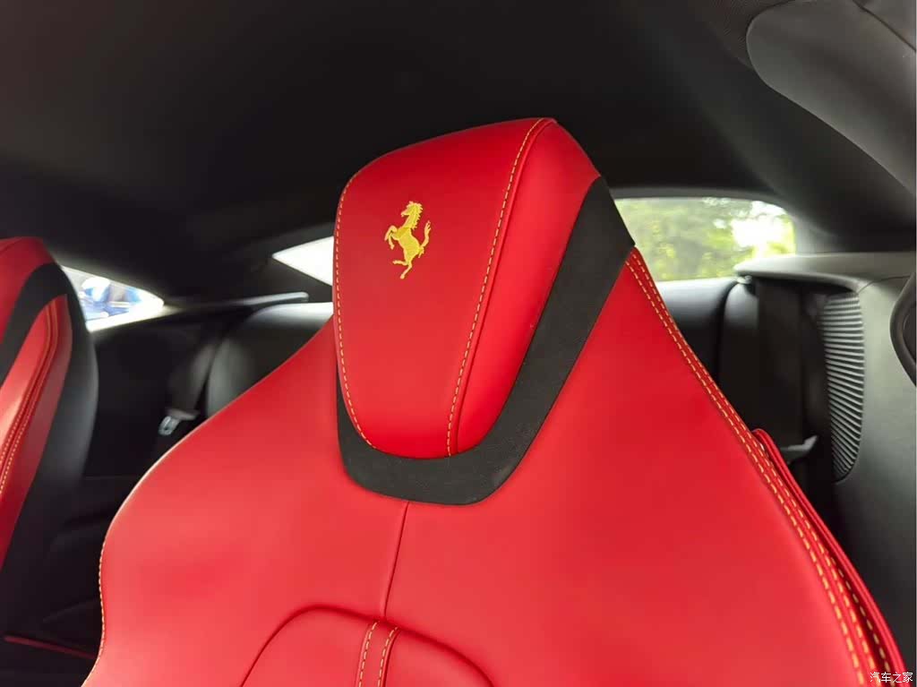 Ferrari Roma, 2021 18