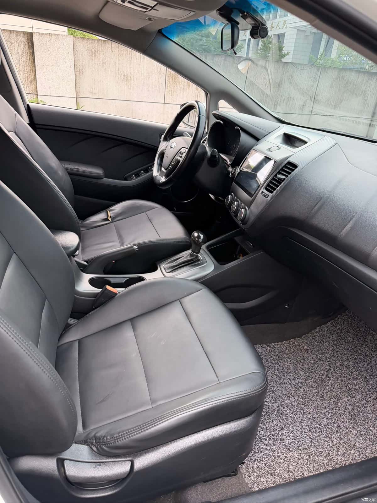 Kia K3, 2015 11