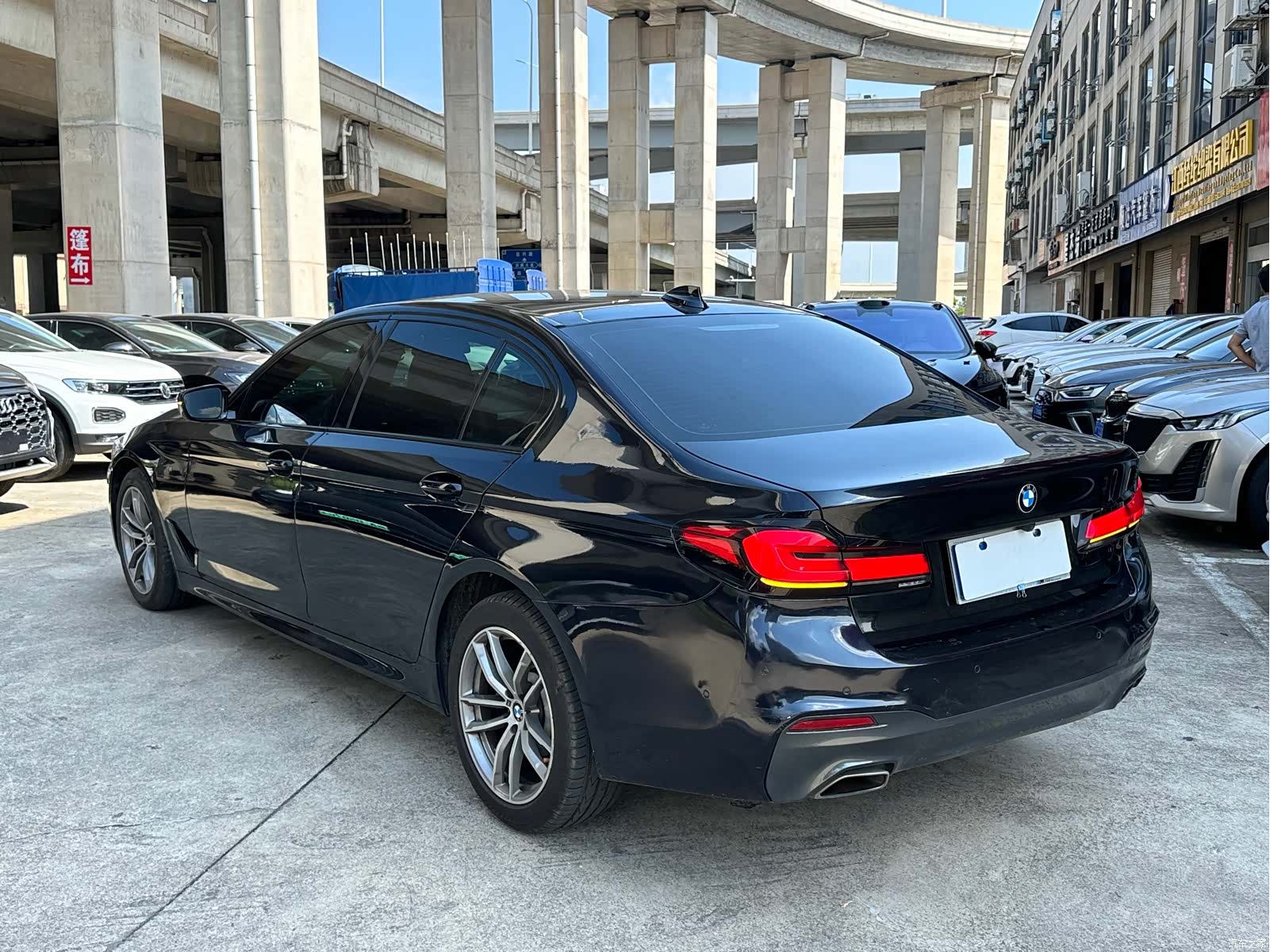 BMW 5 Series, 2019 все фото