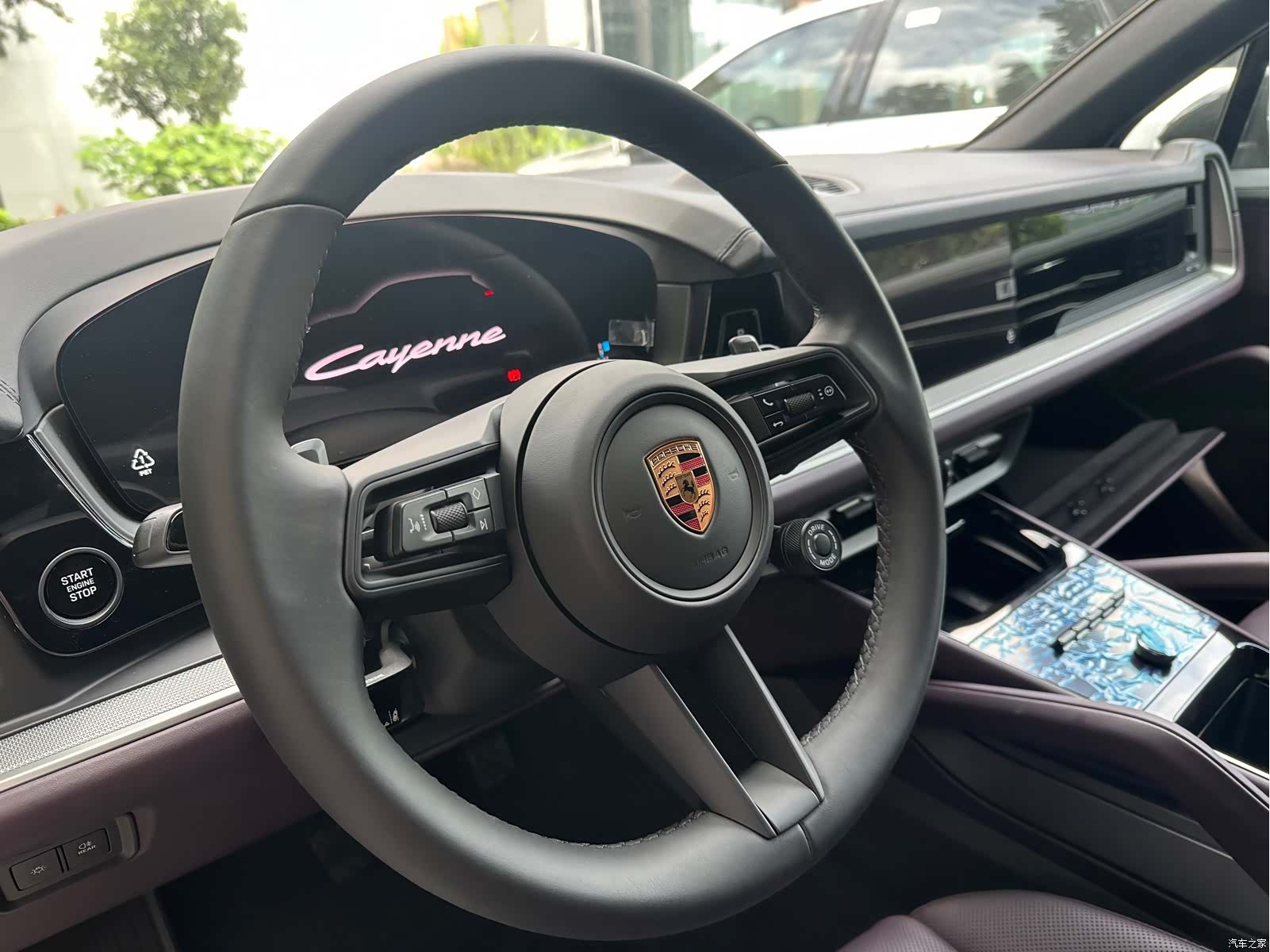 Porsche Cayenne, 2025 4