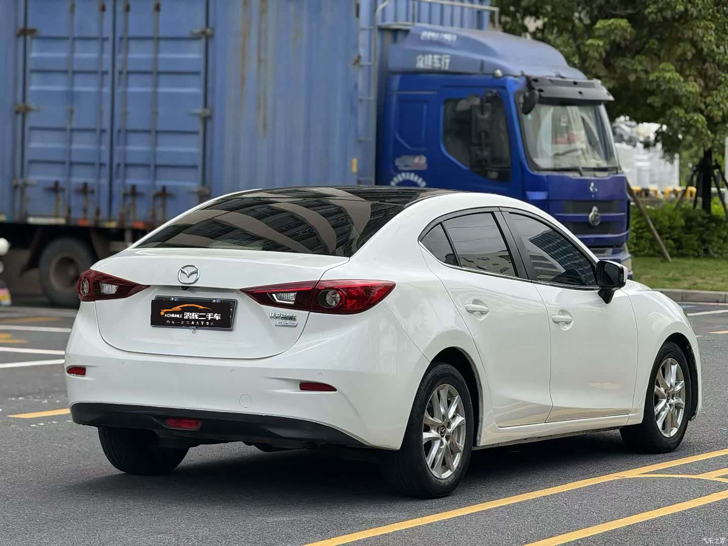 Mazda Mazda3, 2015 9