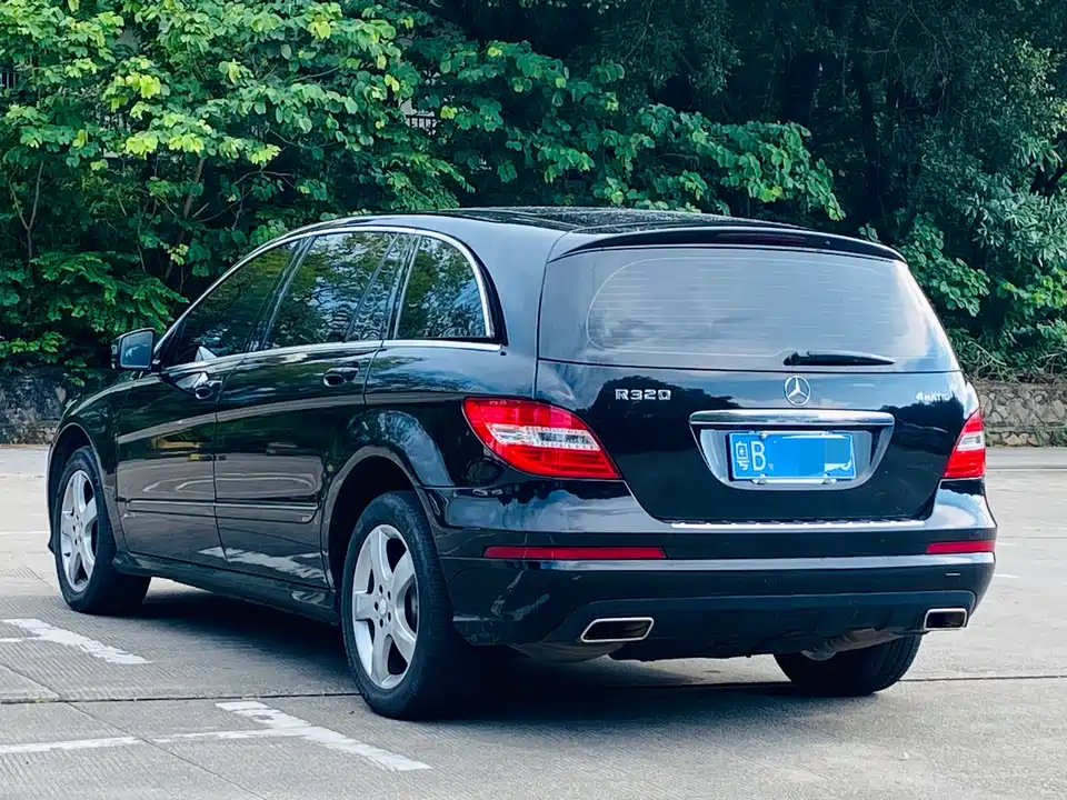 Mercedes-Benz R-class