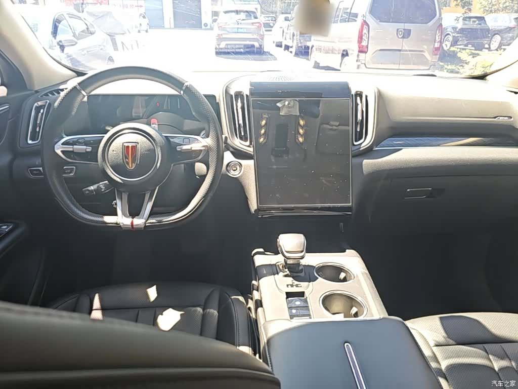 Hongqi HS3, 2024 16
