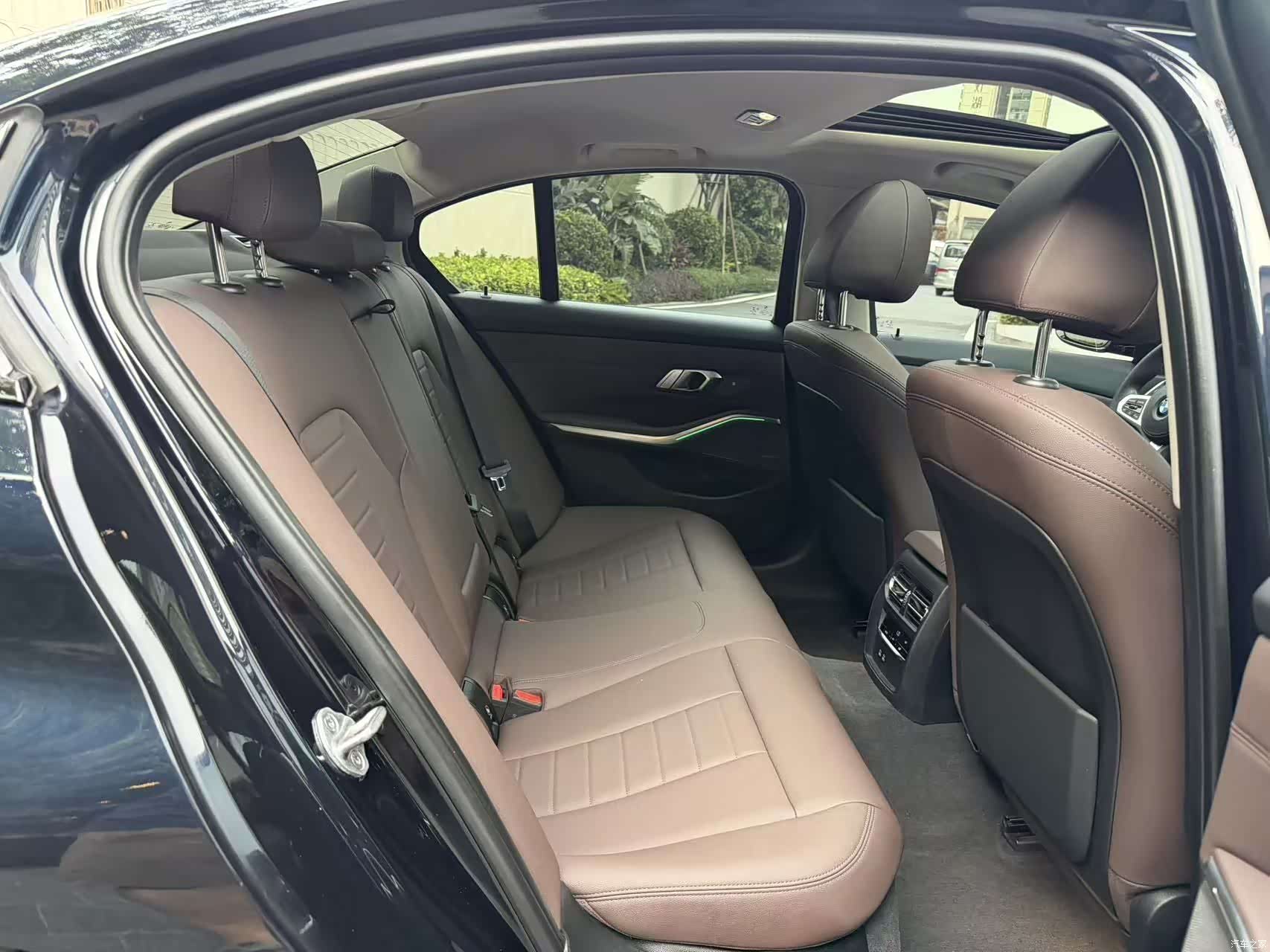 BMW 3 Series, 2020 10
