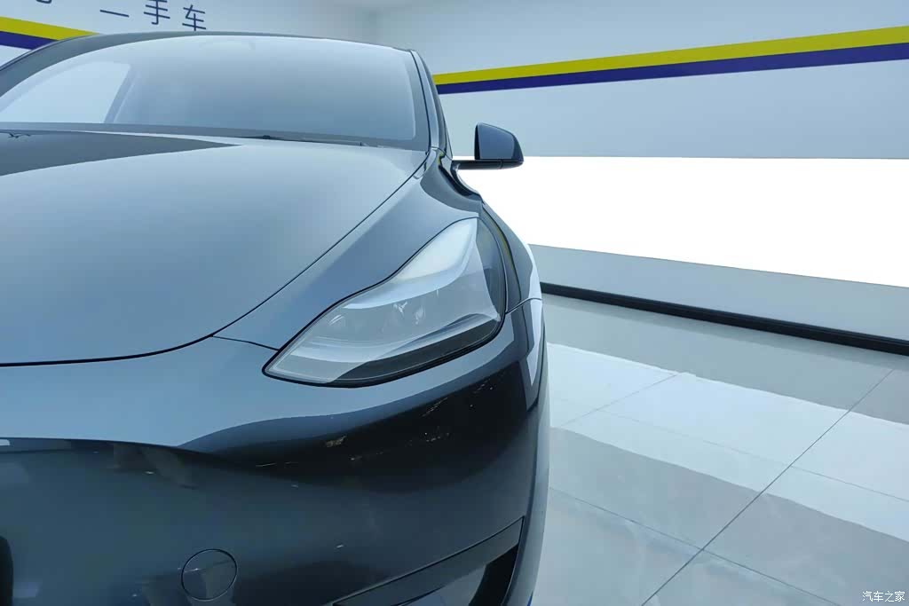 Tesla Model Y, 2024 все фото